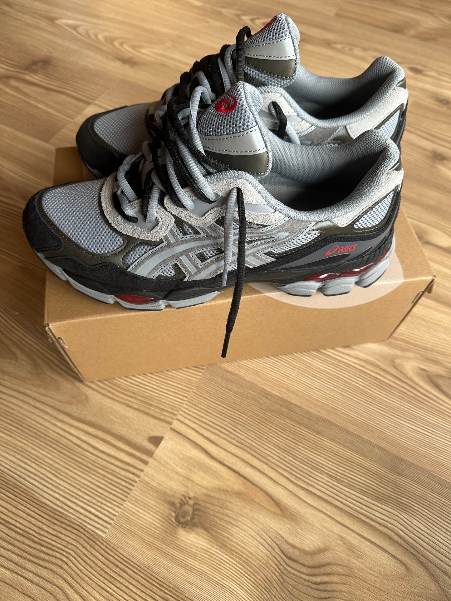 ASICS GEL NYC GRAVEL