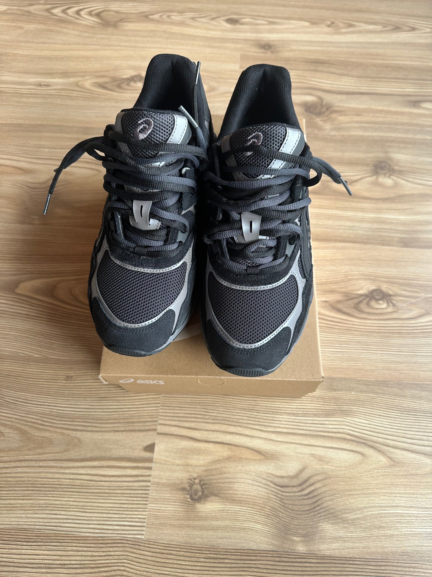 ASICS GEL NYC BLACK