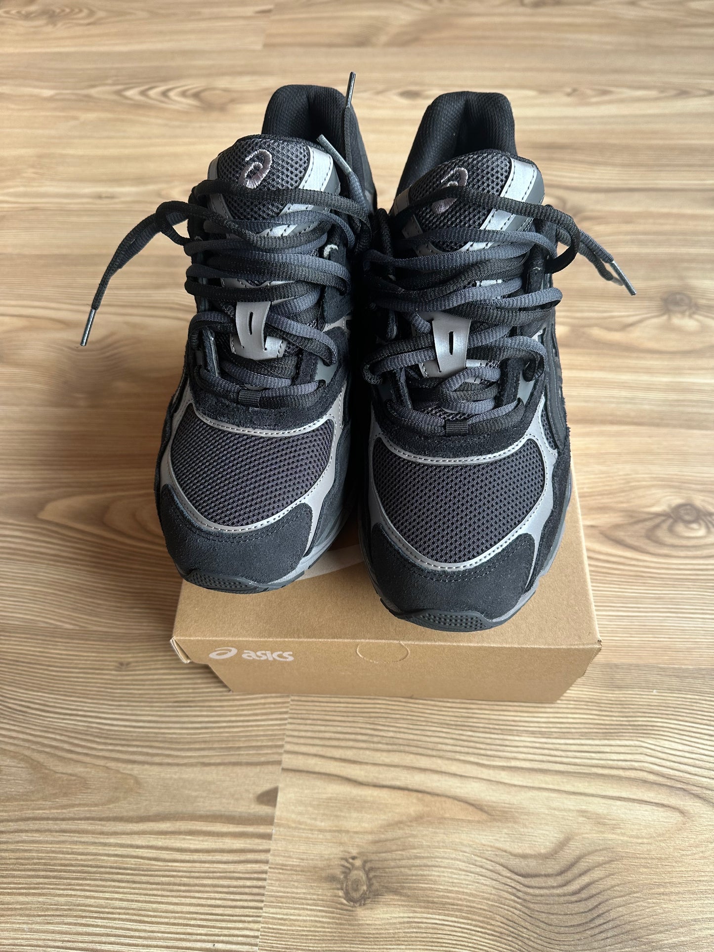 ASICS GEL NYC BLACK