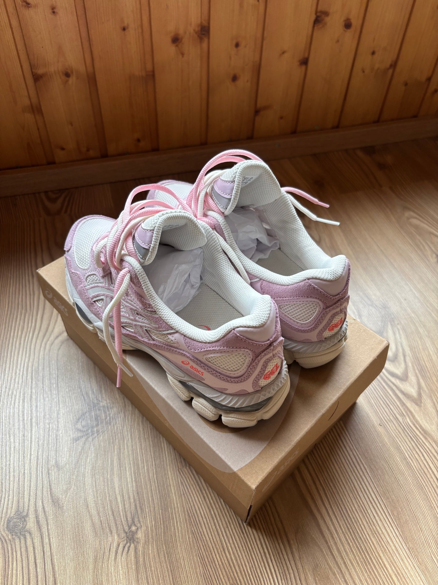 ASICS GEL NYC ROSE