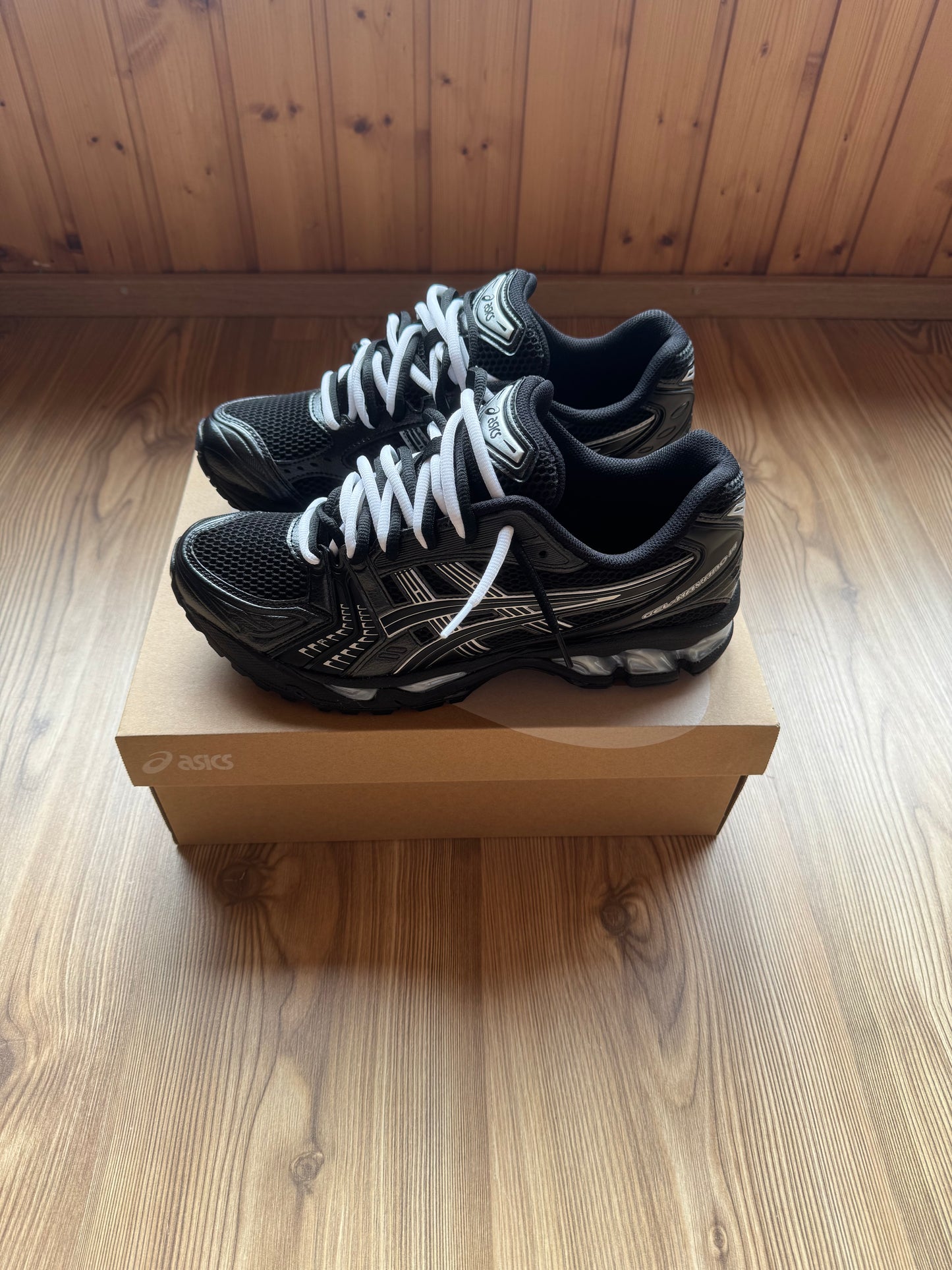 ASICS GEL KAYANO 14 BLACK