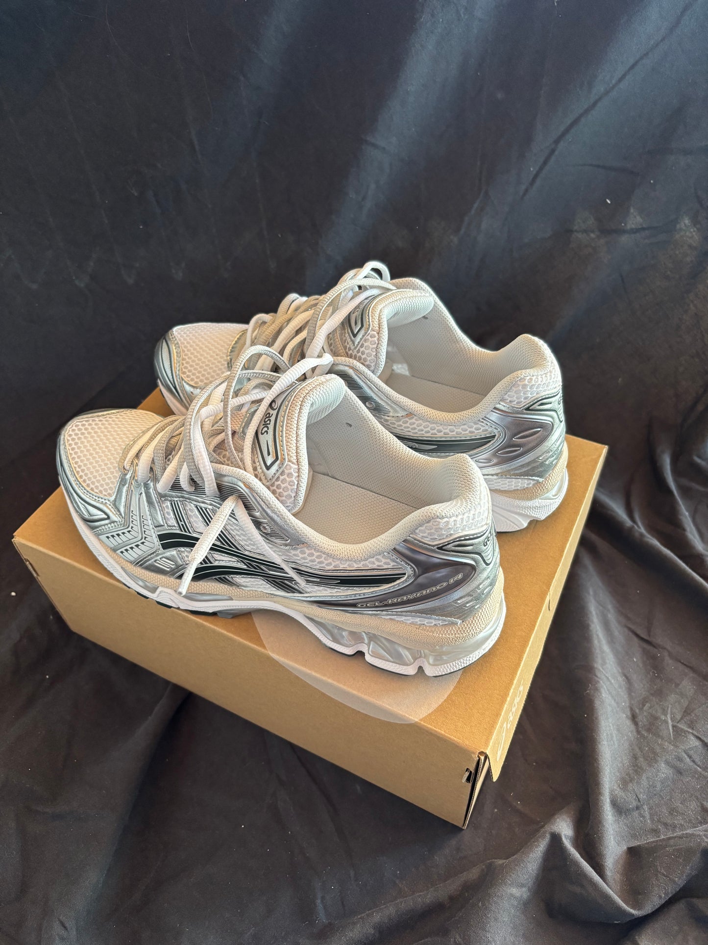 ASICS GEL KAYANO 14 WHITE/SILVER