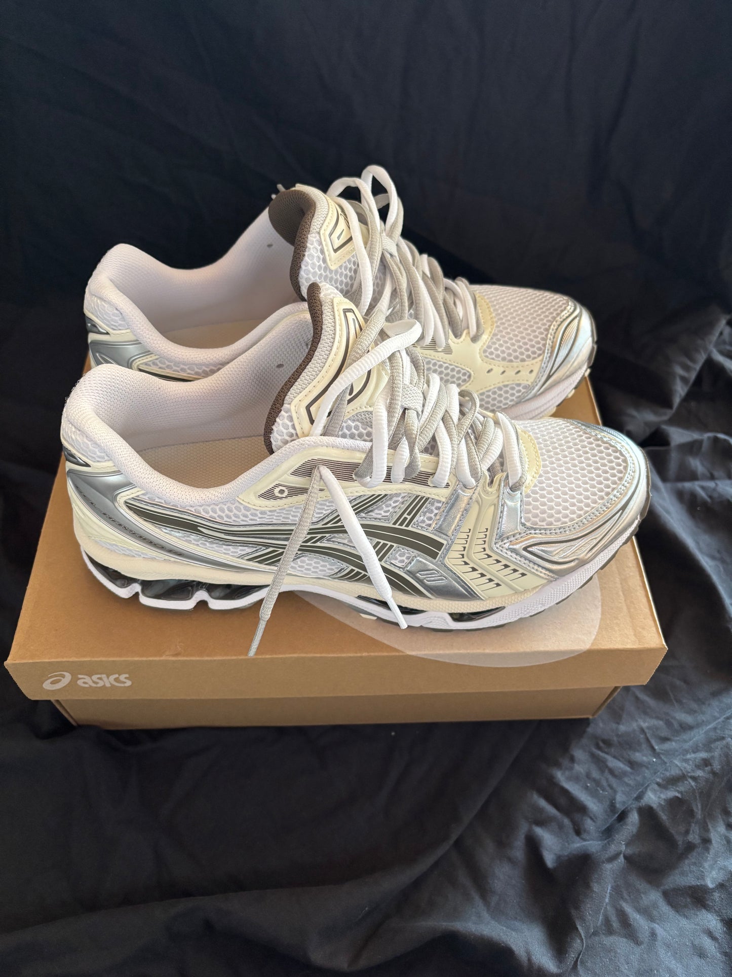 ASICS GEL KAYANO 14 IVORY